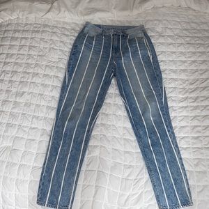 American Eagle Mom Jeans